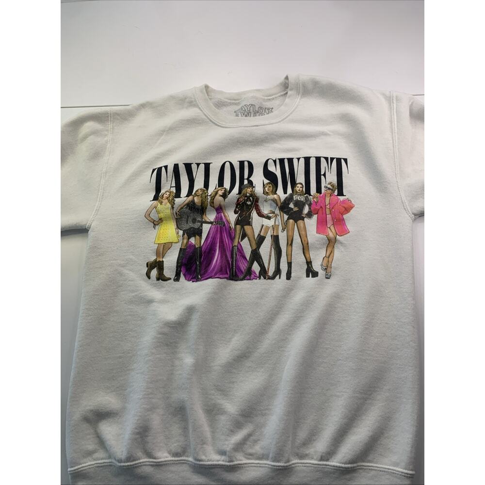 Taylor Swift Sweatshirt Womens Small